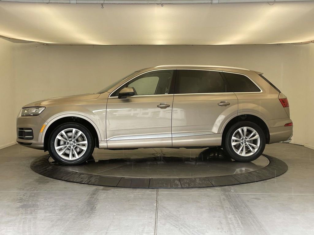 Used 2018 Audi Q7 2.0T Premium Plus w/ Premium Plus Package AWD/4WD image 2