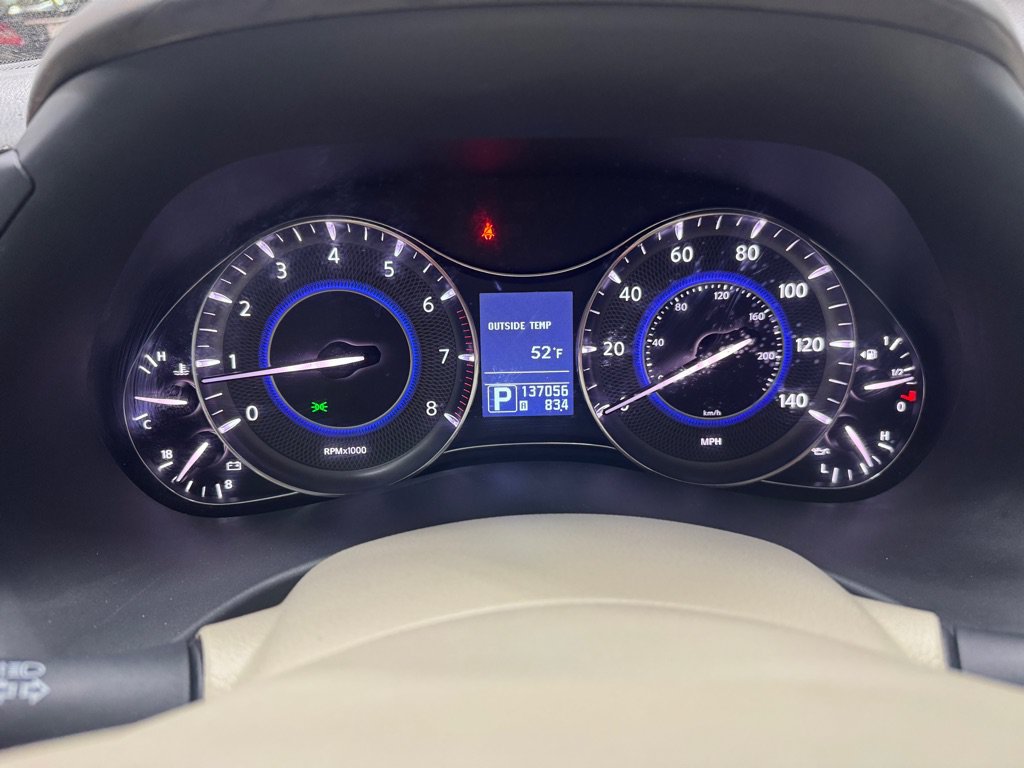 Used 2011 INFINITI QX56 2WD w/ Theater Pkg image 28