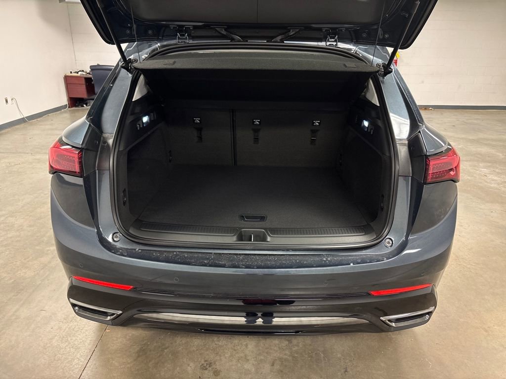 New 2026 Buick Envision Sport Touring AWD/4WD image 17