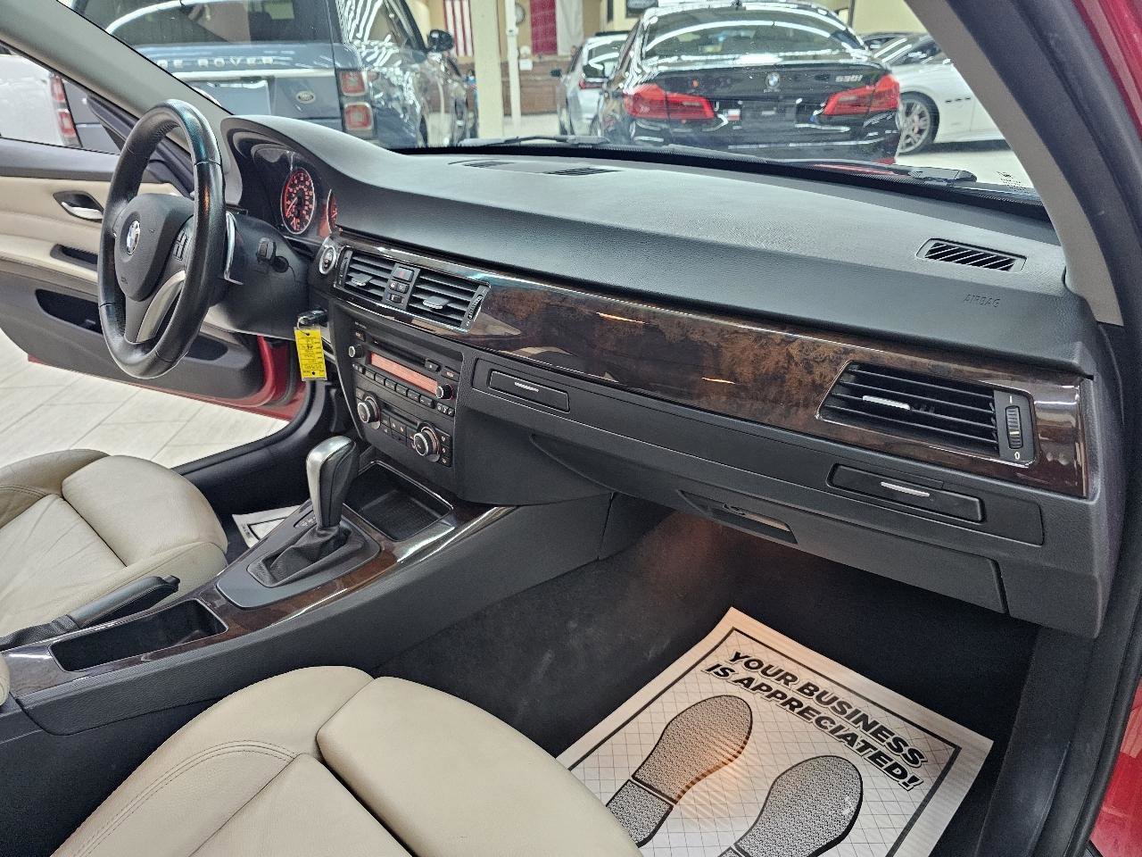 Used 2011 BMW 335i Sedan RWD image 21