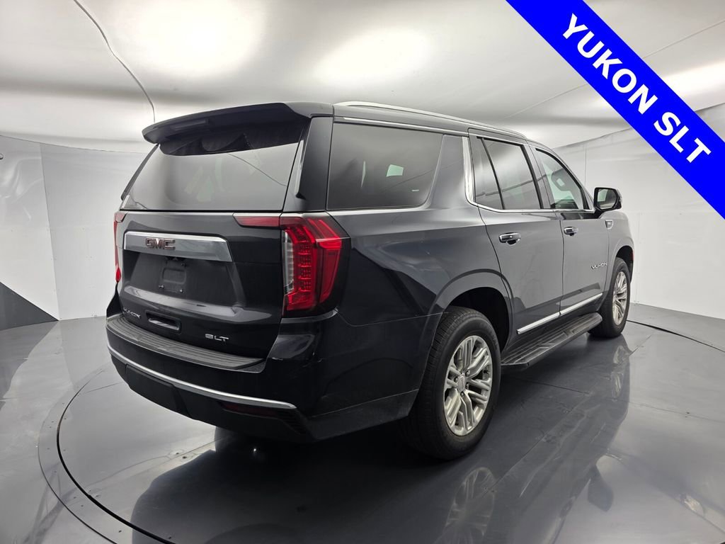 Used 2023 GMC Yukon SLT w/ SLT Premium Package image 4