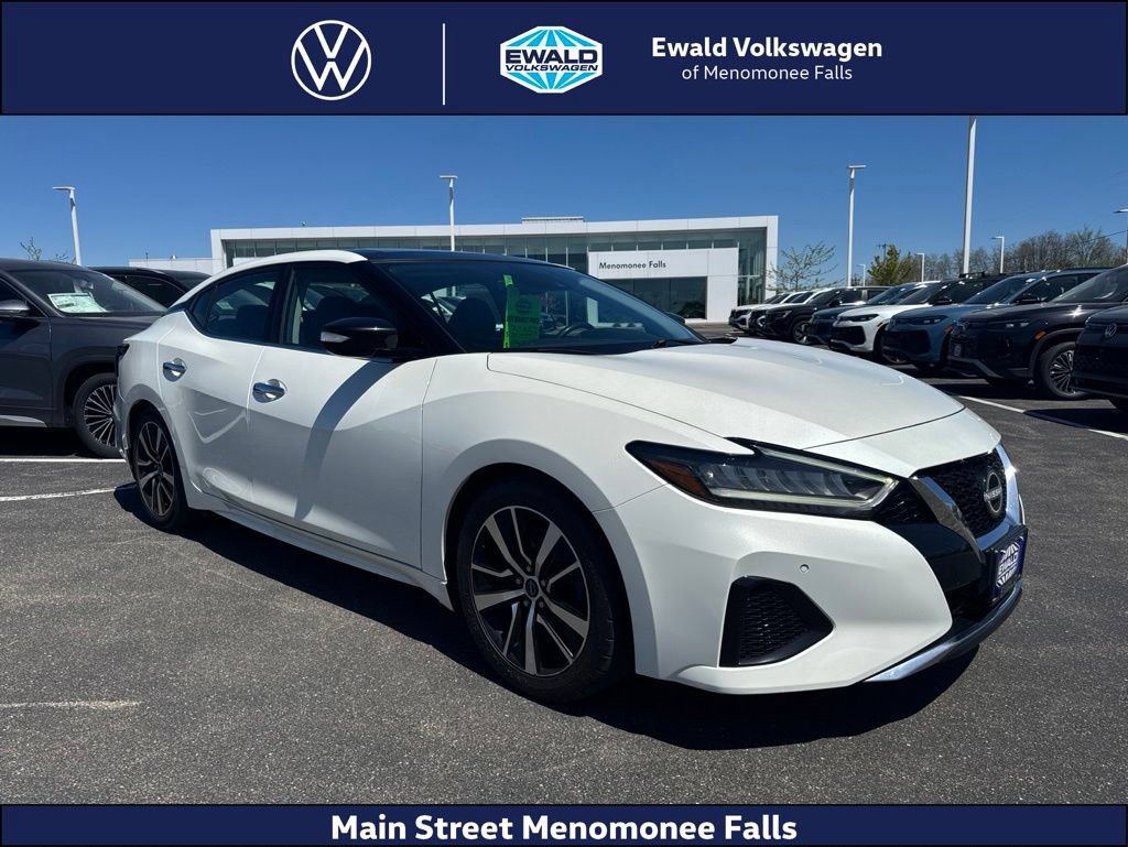 Used 2023 Nissan Maxima SL FWD image 1