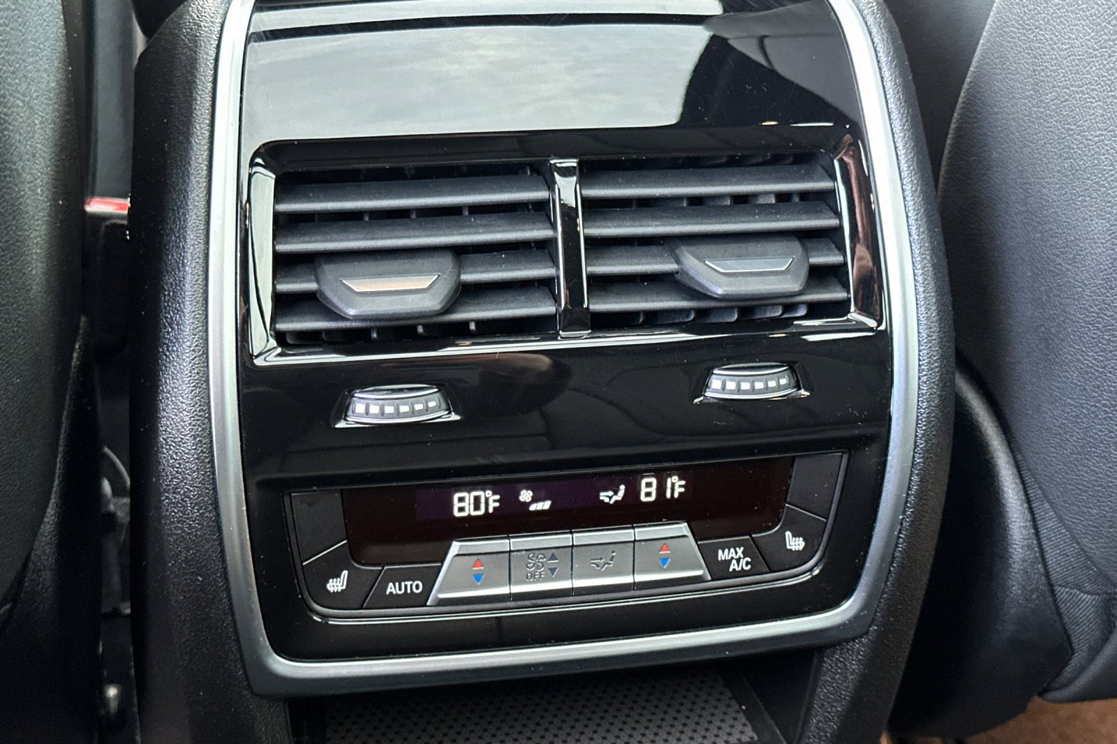 Used 2021 BMW X5 xDrive45e w/ M Sport Package image 16