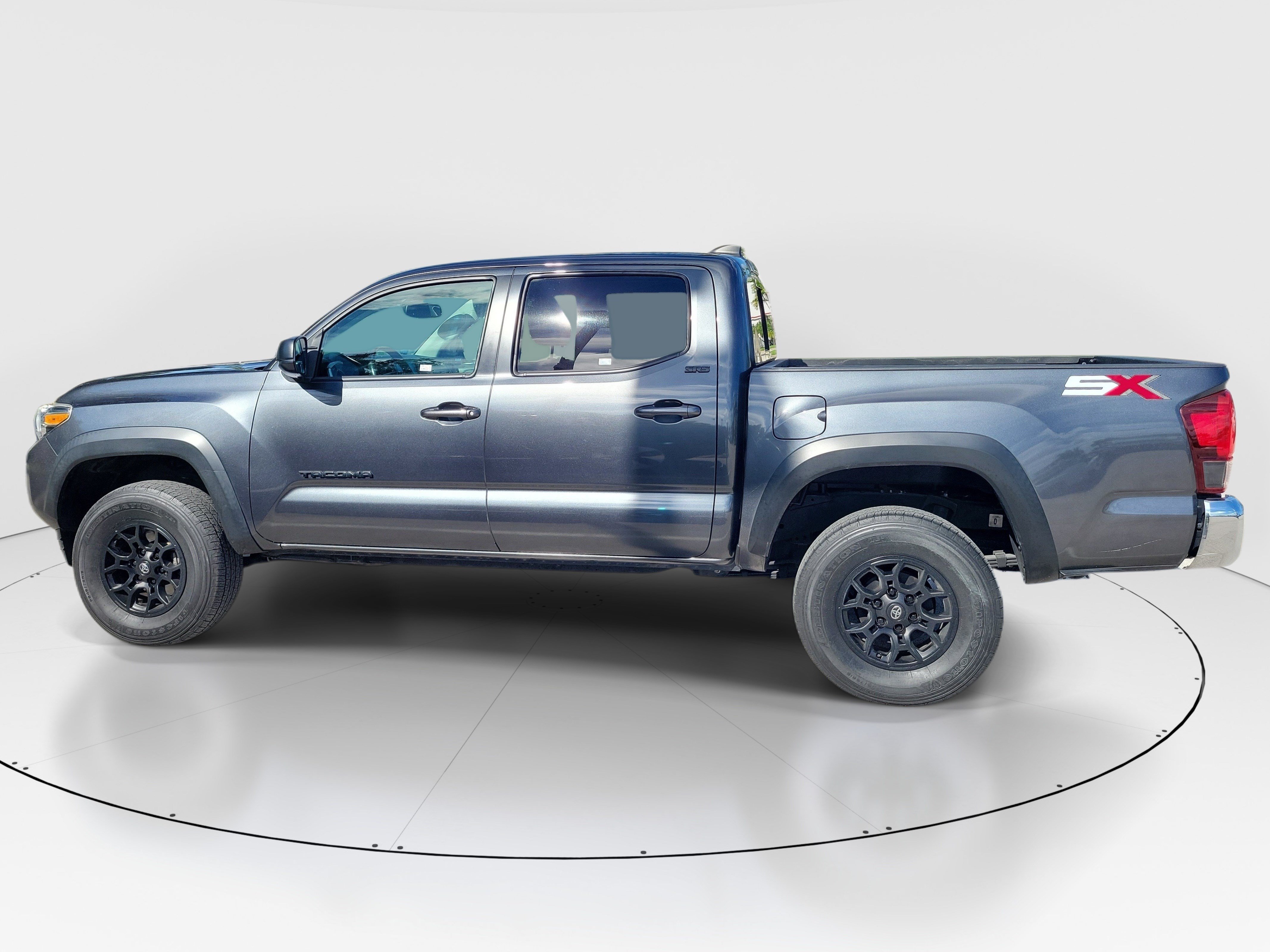 Used 2023 Toyota Tacoma SR5 RWD image 4