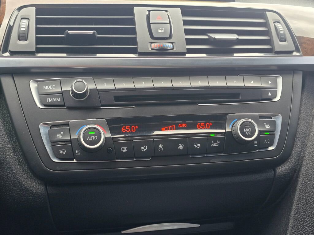 Used 2014 BMW ActiveHybrid 3 RWD image 37