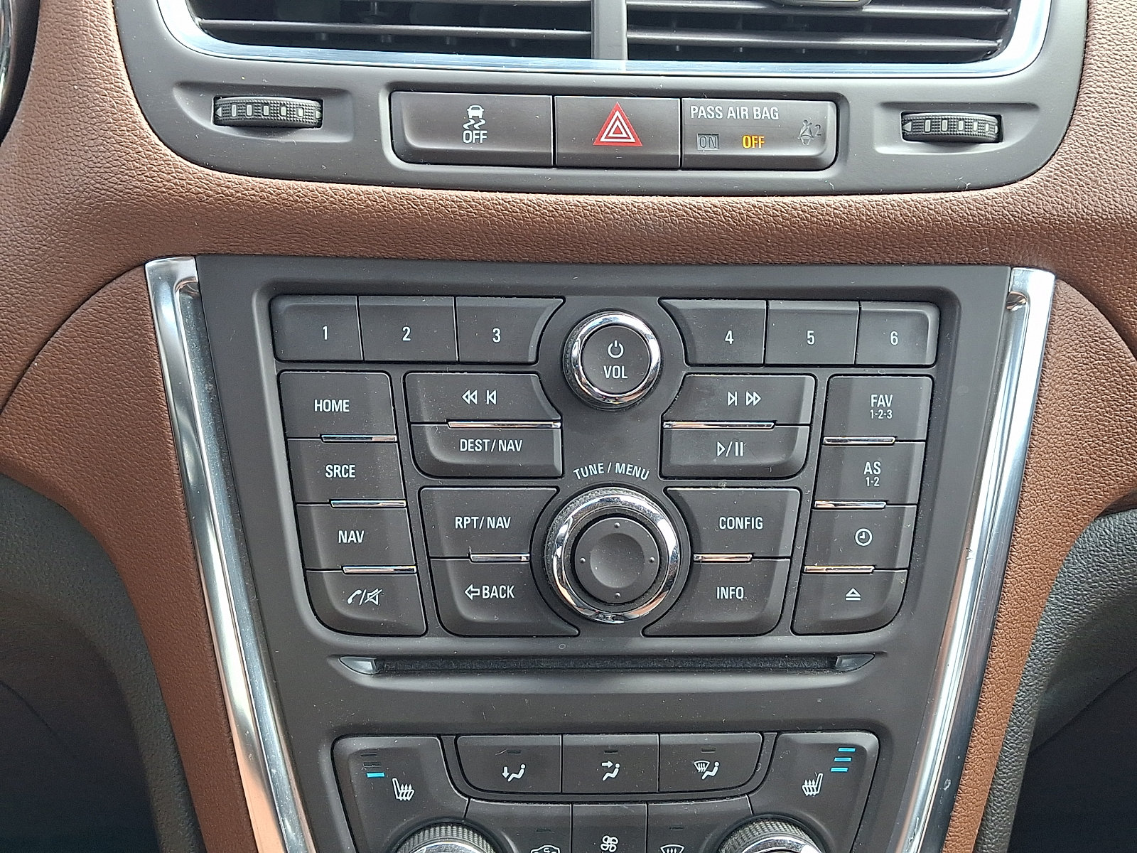 Used 2016 Buick Encore Leather FWD image 17