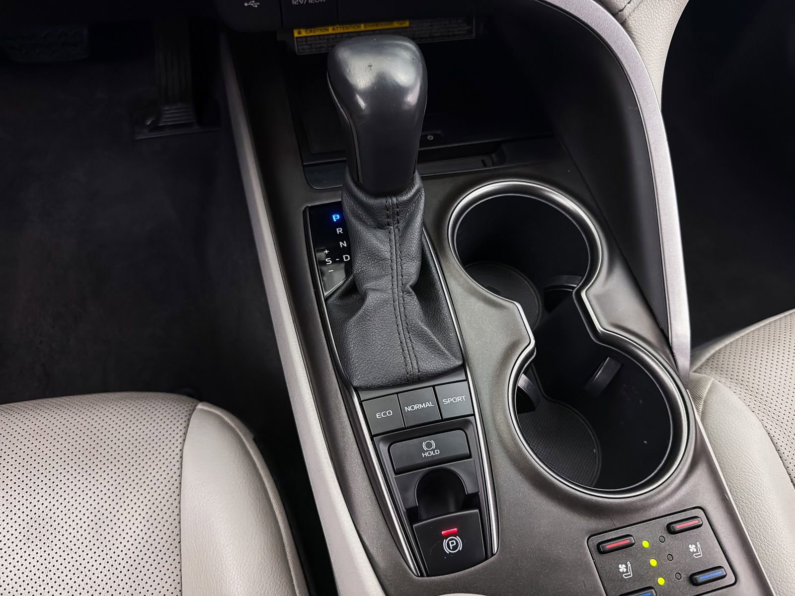 Used 2021 Toyota Camry XSE w/ Navigation Package FWD image 27