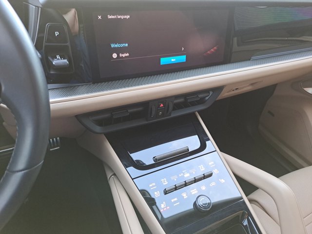 Certified 2024 Porsche Cayenne S image 32