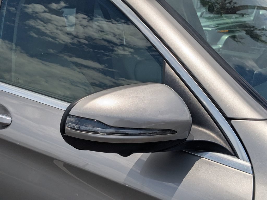 Certified 2021 Mercedes-Benz GLC 300 image 28