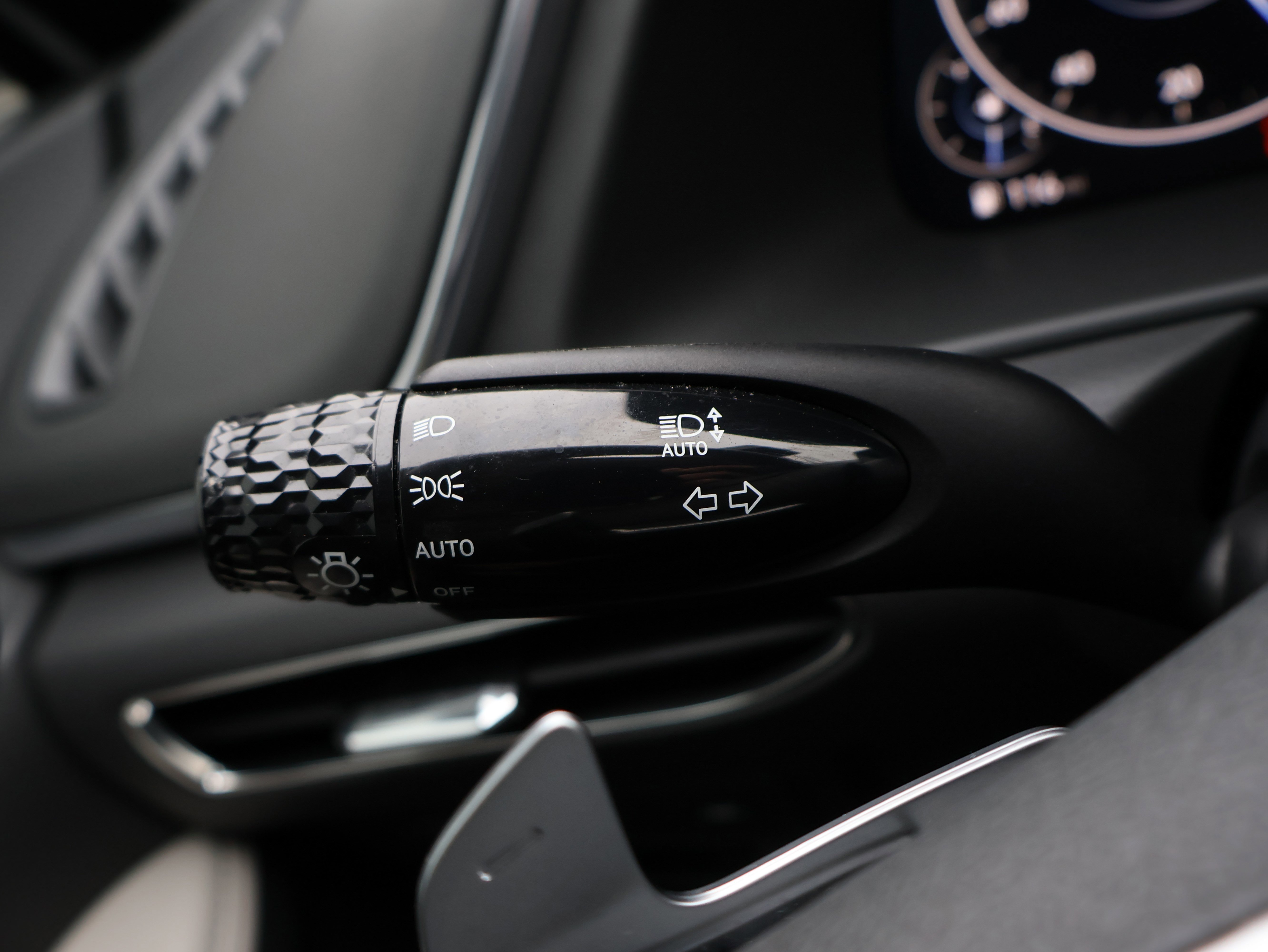 Used 2023 Hyundai Sonata Limited image 35