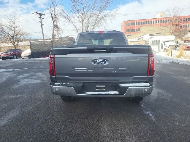 Used 2024 Ford F150 XLT w/ Tow/Haul Package image 4