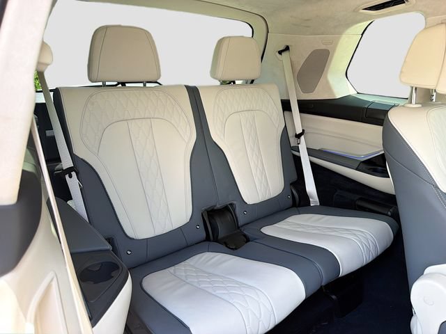 Used 2024 BMW ALPINA XB7 AWD/4WD image 22