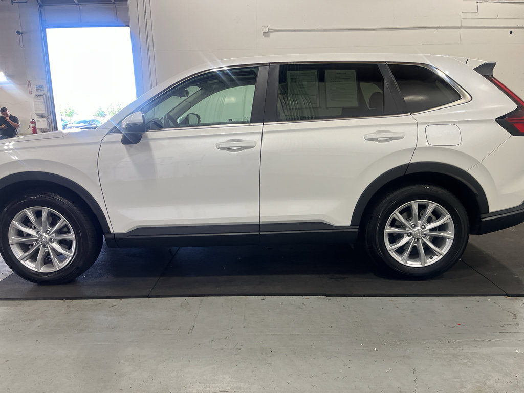 Used 2025 Honda CR-V EX image 4