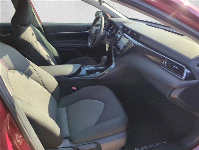 Used 2020 Toyota Camry LE FWD image 27