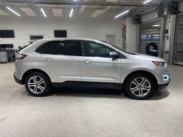 Used 2015 Ford Edge Titanium image 4
