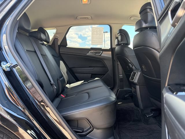 Certified 2023 Kia Sportage EX AWD/4WD image 11