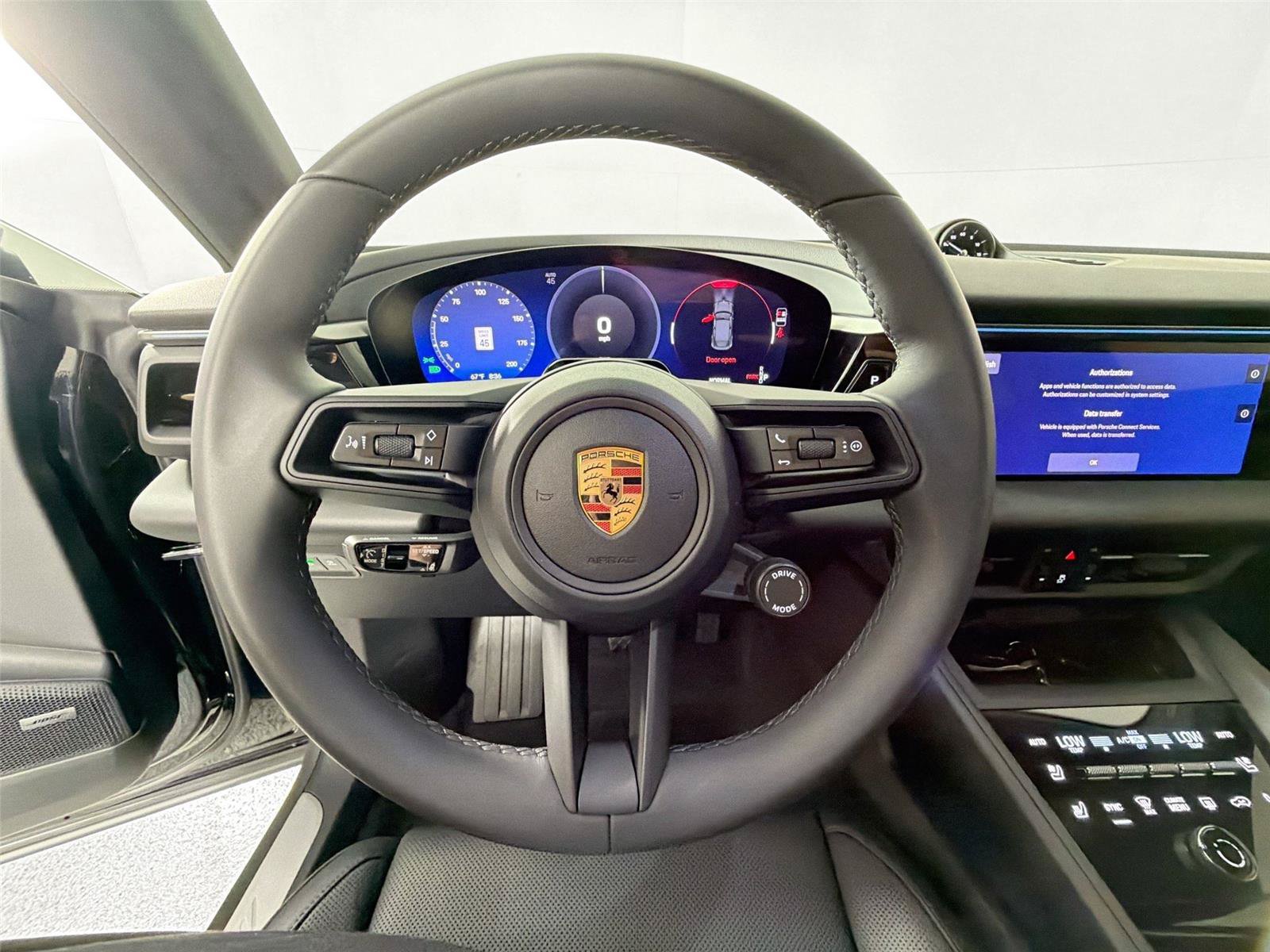 Certified 2026 Porsche Macan 4 Electric AWD/4WD image 20