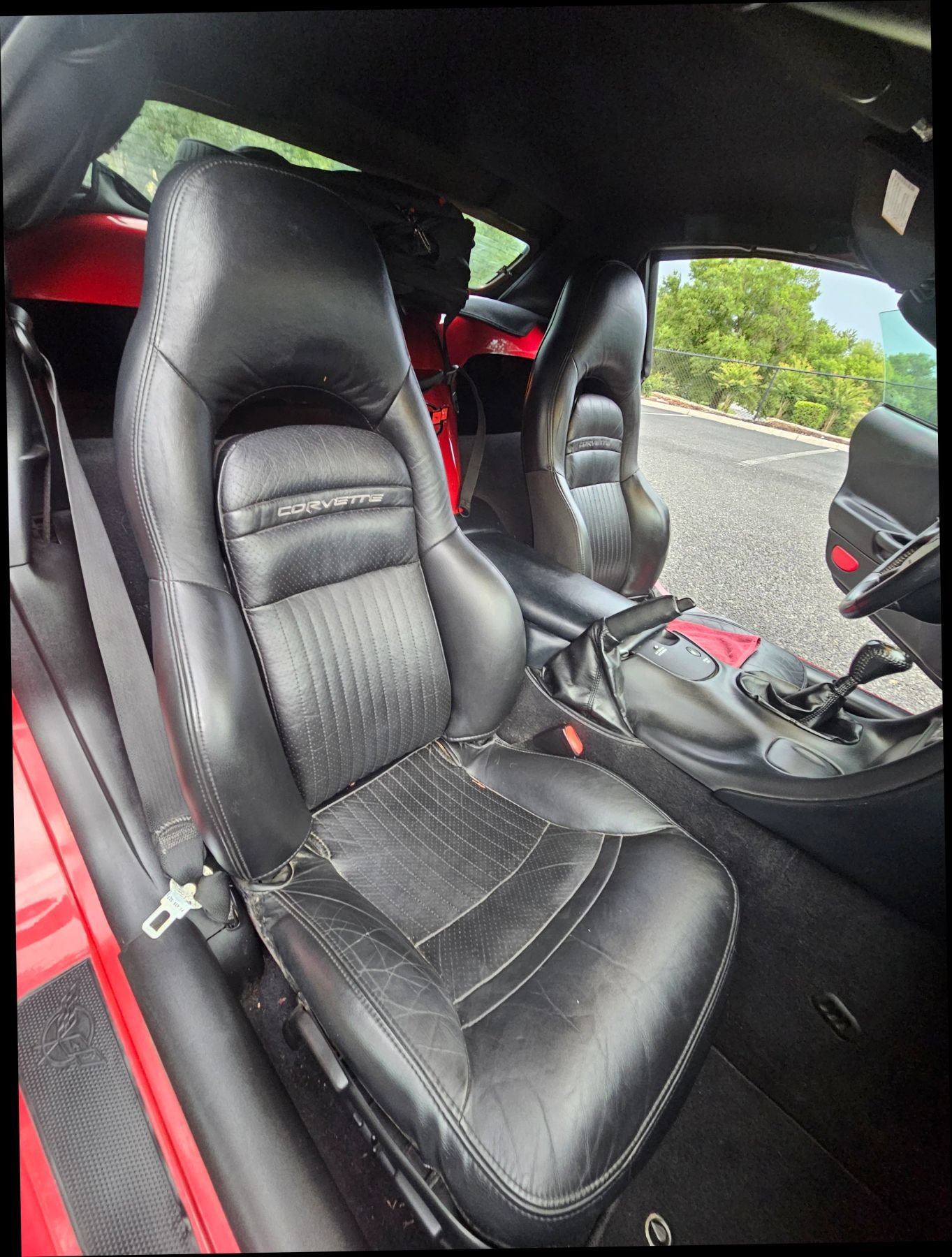 Used 2004 Chevrolet Corvette Convertible w/ Preferred Equipment Group RWD image 29