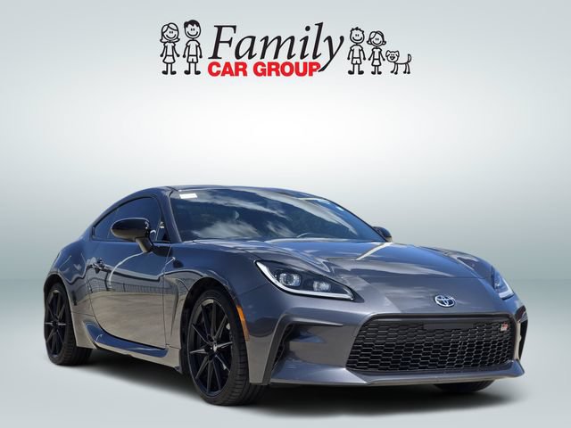 Used 2023 Toyota GR86 Premium RWD image 2