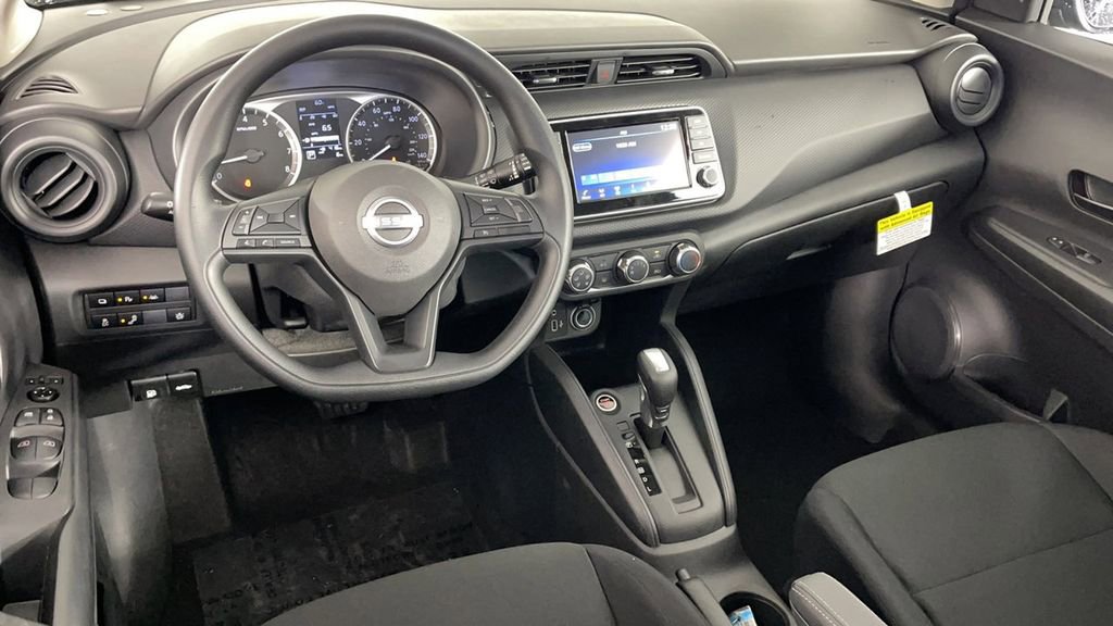 New 2025 Nissan Kicks Play S FWD image 14