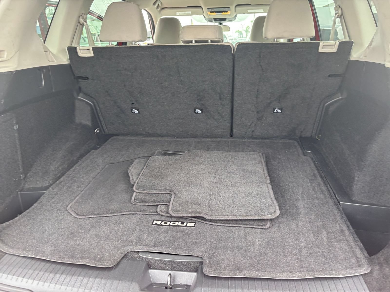 Used 2025 Nissan Rogue SV AWD/4WD image 32