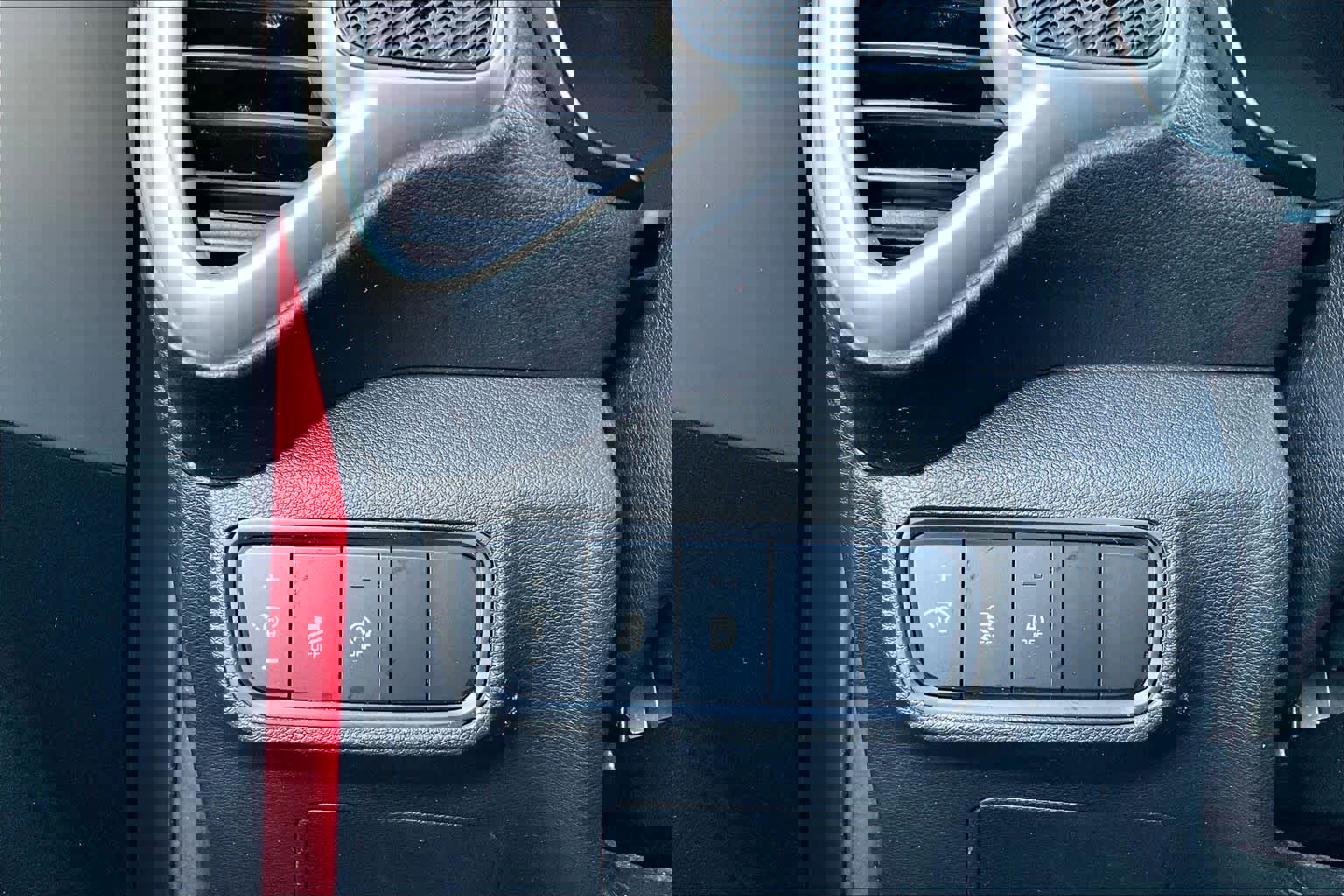 Used 2023 Kia Soul LX image 31