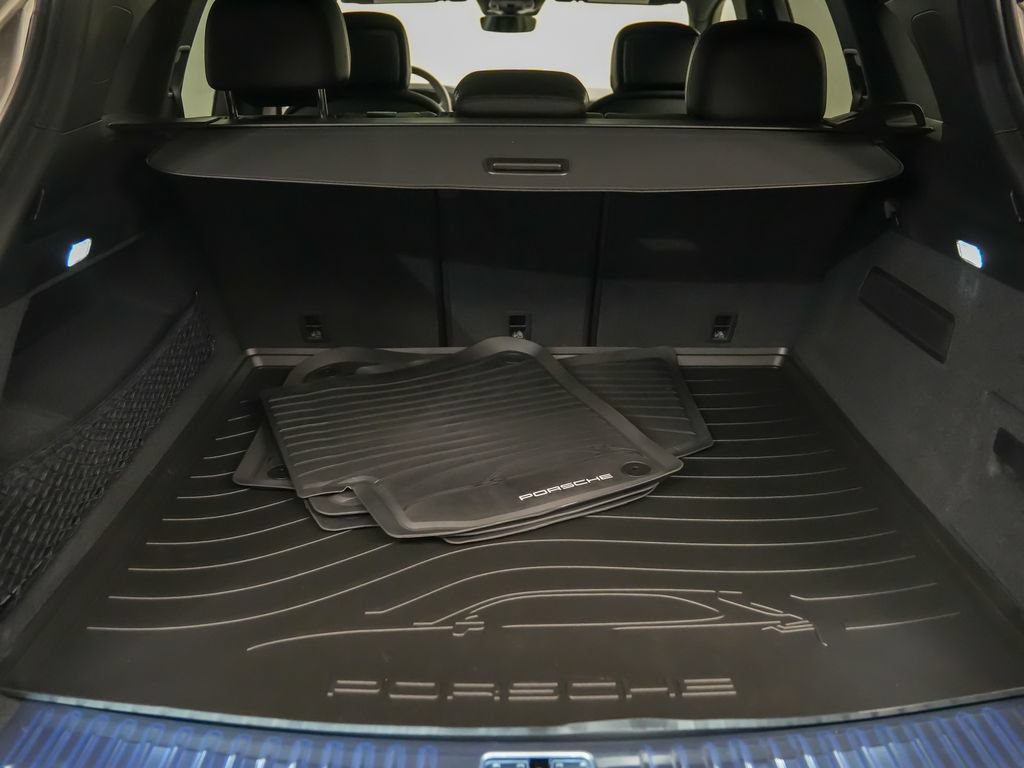 New 2026 Porsche Cayenne AWD/4WD image 13