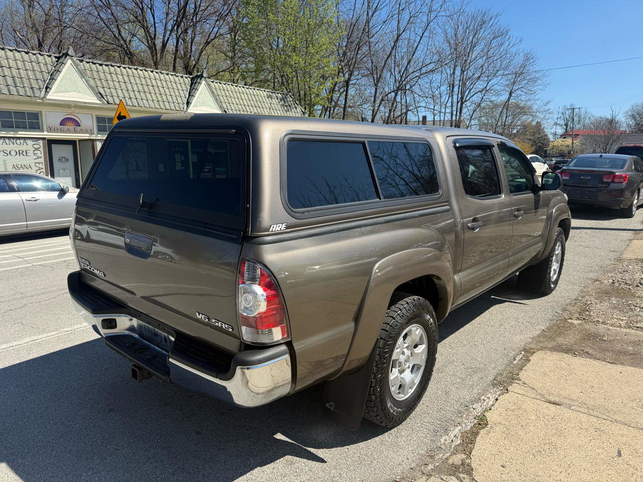 Used 2012 Toyota Tacoma 4x4 Double Cab w/ SR5 Pkg image 5
