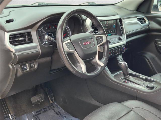 Used 2017 GMC Acadia SLT AWD/4WD image 10