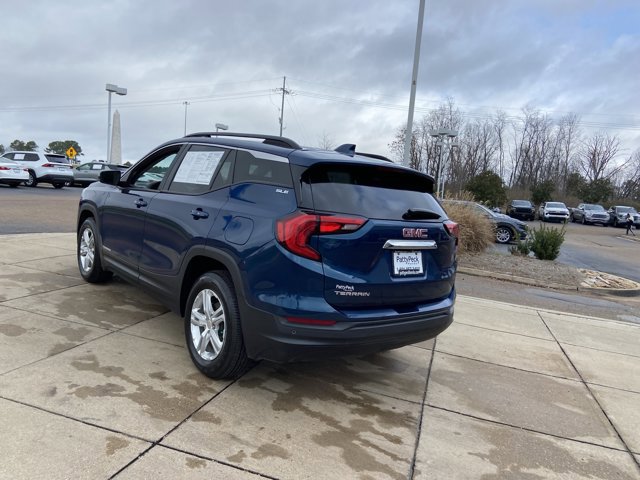 Used 2020 GMC Terrain SLE w/ Driver Convenience Package image 8