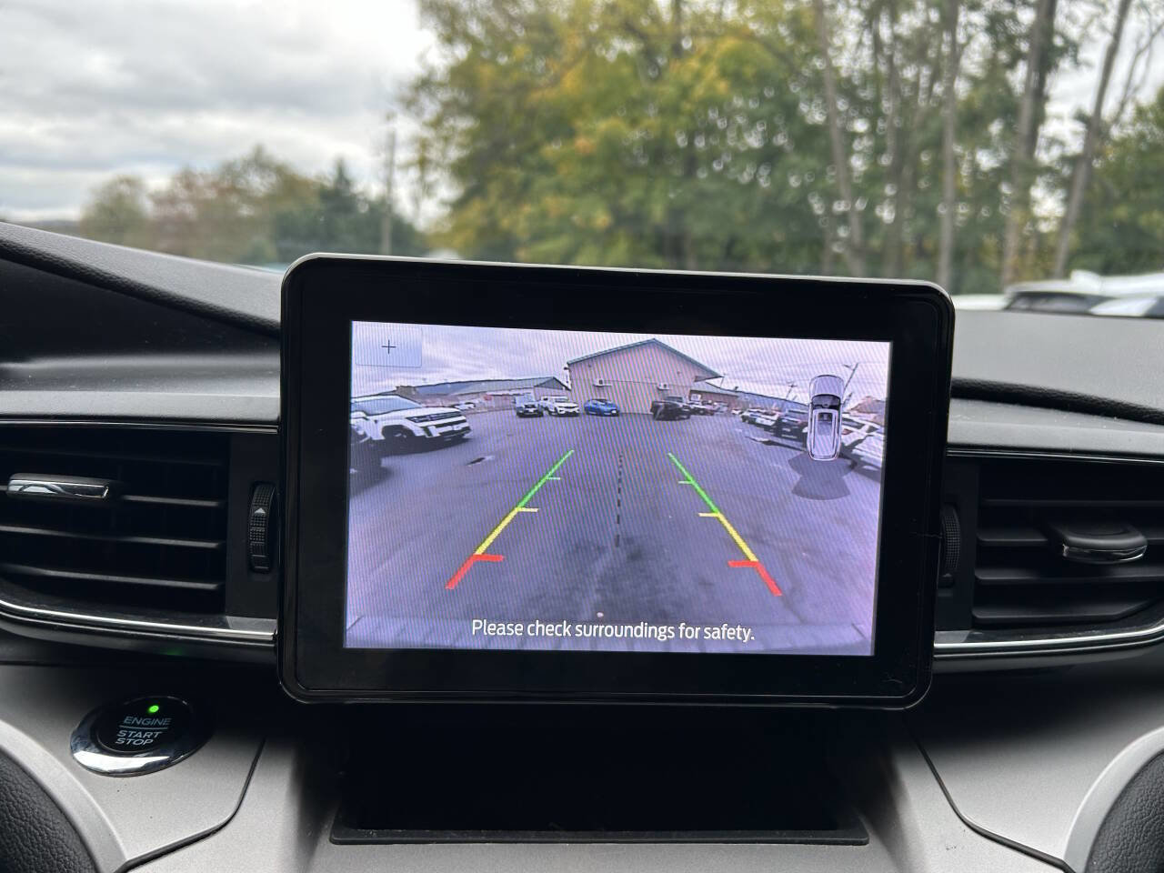 Used 2021 Ford Explorer XLT w/ Equipment Group 202A image 17