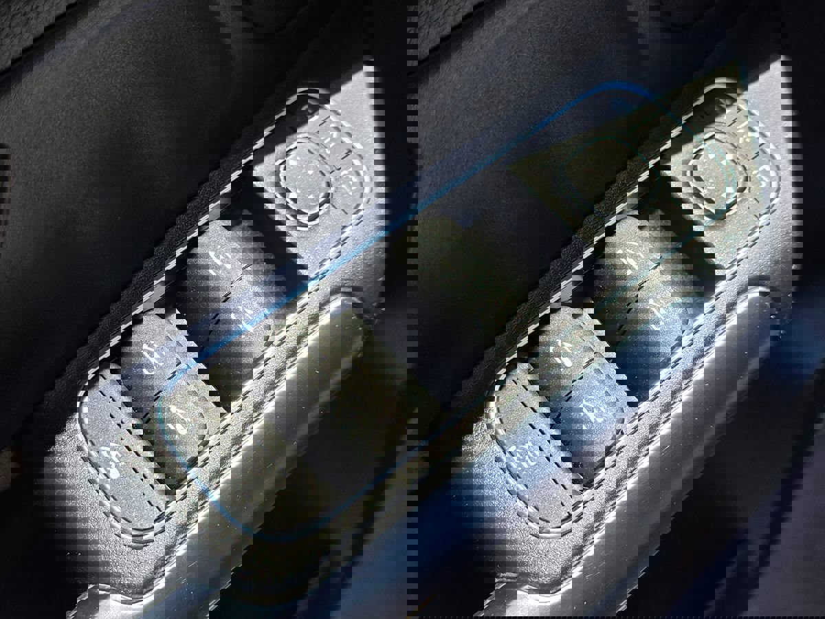 Used 2021 Mercedes-Benz GLA 250 w/ Premium Package image 28