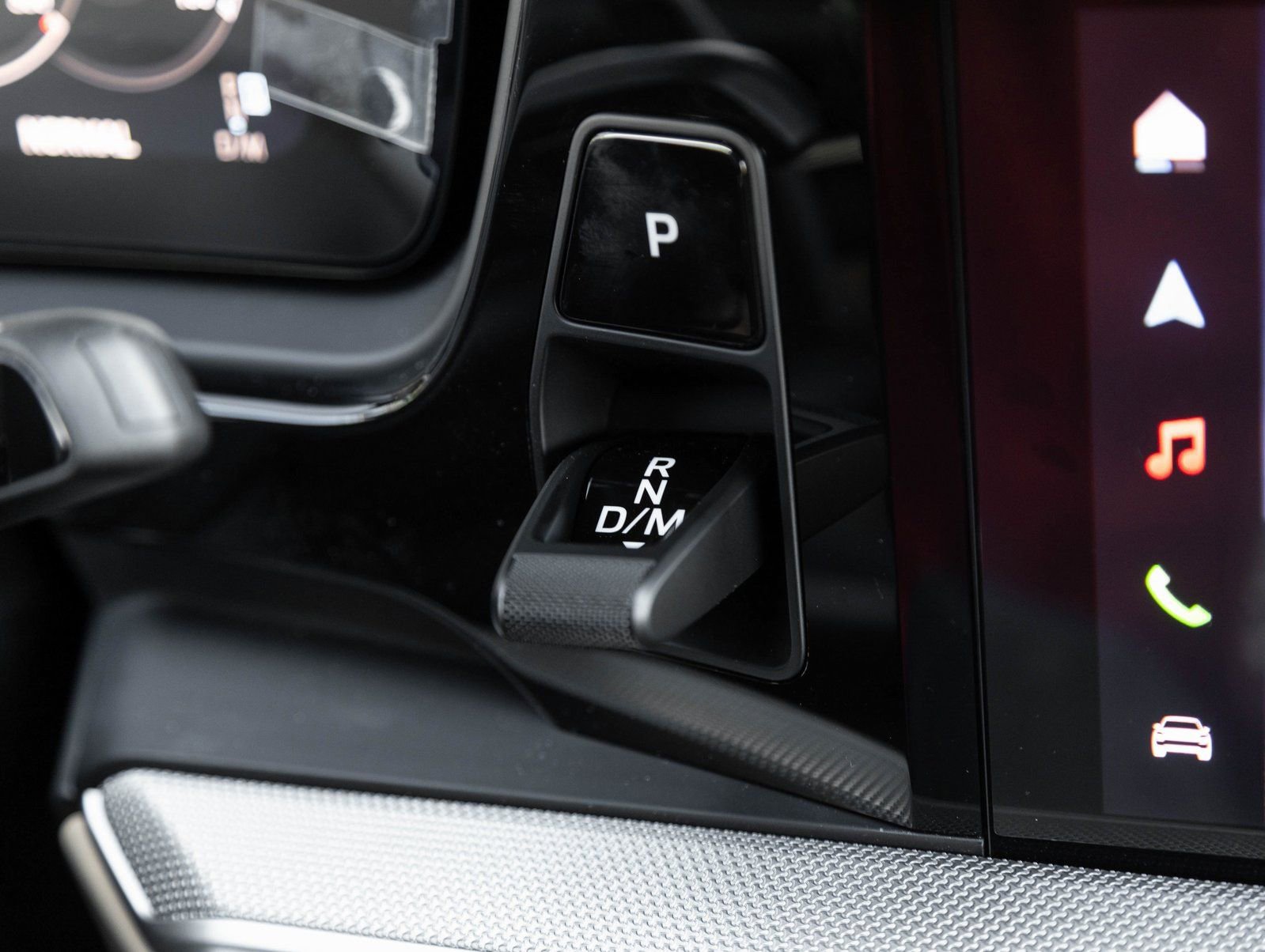 New 2026 Porsche Cayenne Coupe AWD/4WD image 18