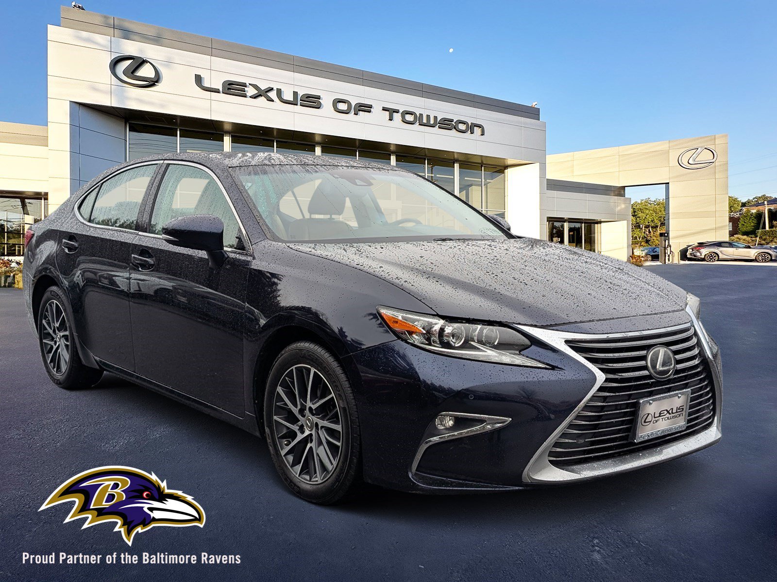 Used 2018 Lexus ES 350 w/ Luxury Package w/Wood Trim image 1