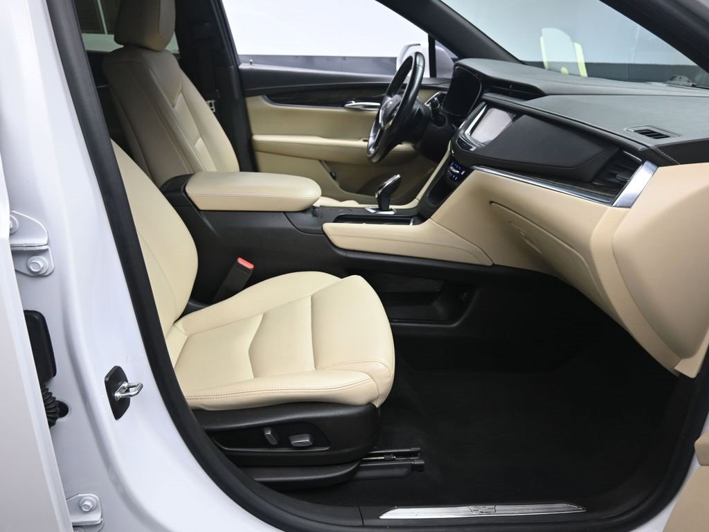 Used 2018 Cadillac XT5 FWD w/ LPO, Wheel Lock Package image 27
