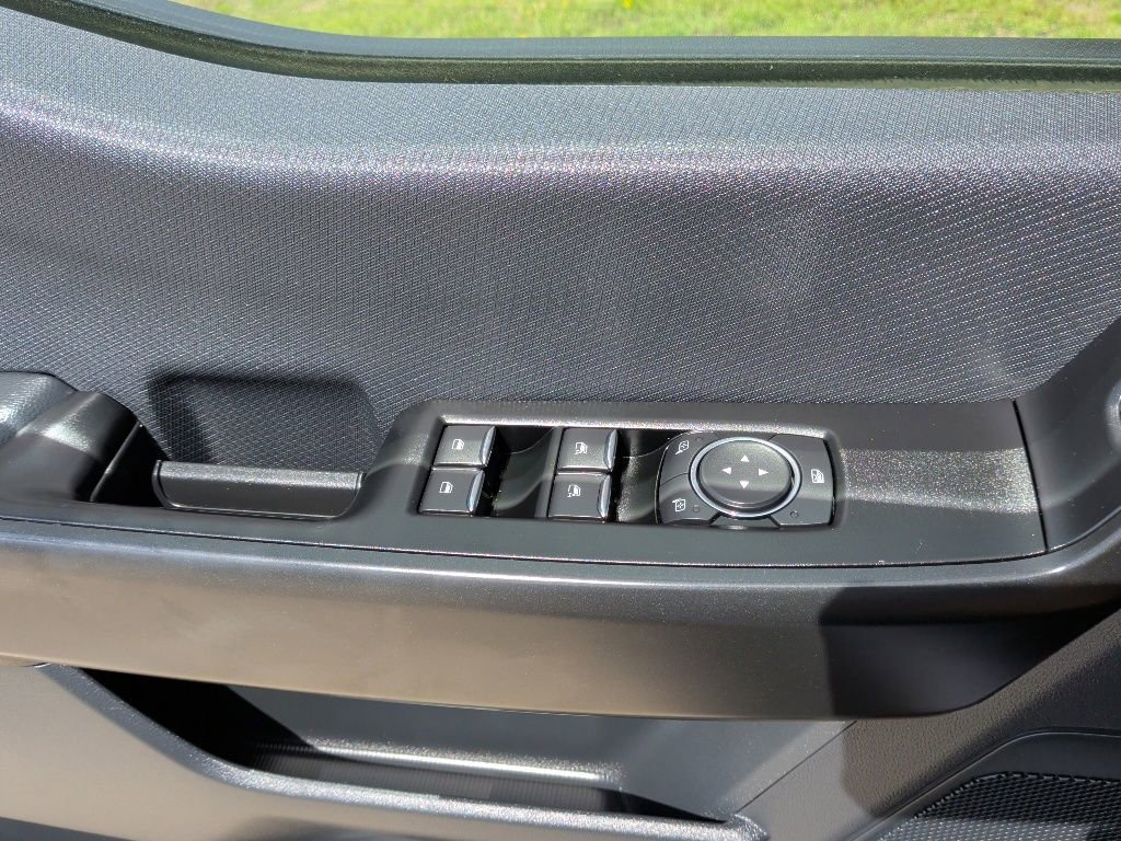 Used 2021 Ford F150 XL w/ STX Appearance Package RWD image 11
