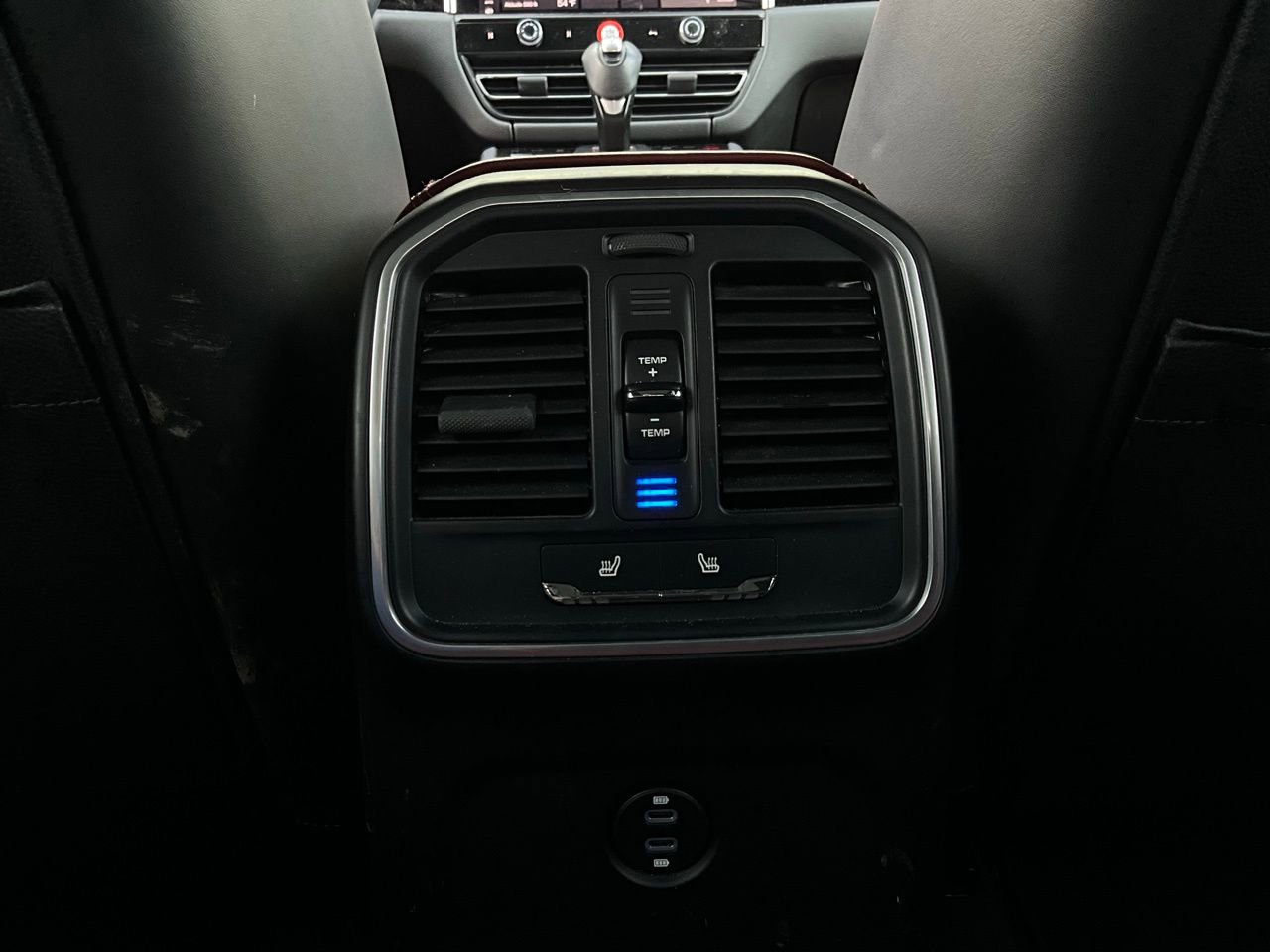 Used 2022 Porsche Macan S image 12