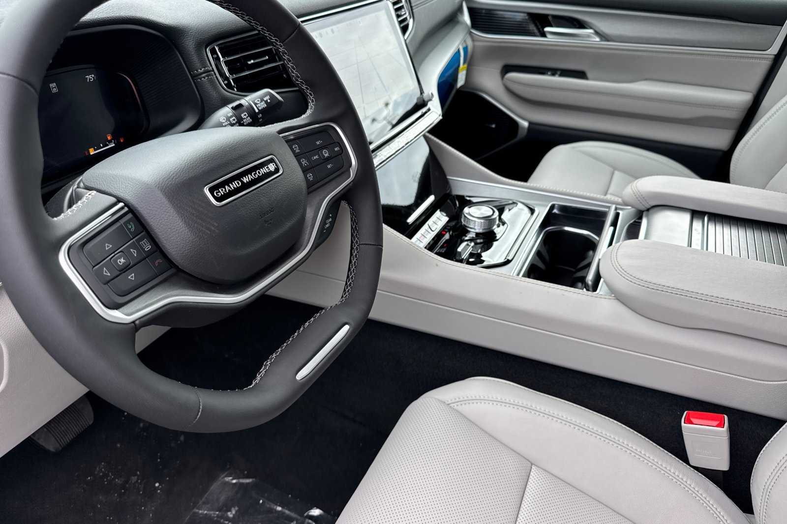 New 2026 Jeep Grand Wagoneer Limited AWD/4WD image 9