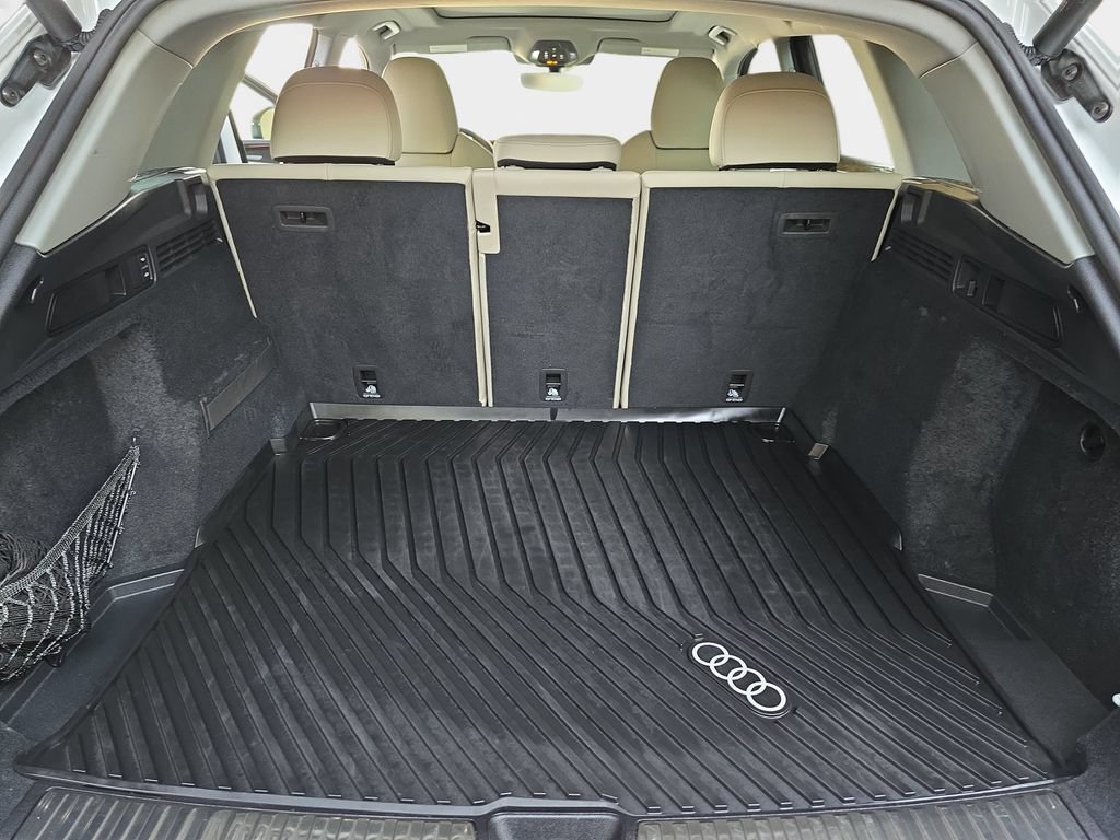 Used 2025 Audi Q5 Prestige AWD/4WD image 14