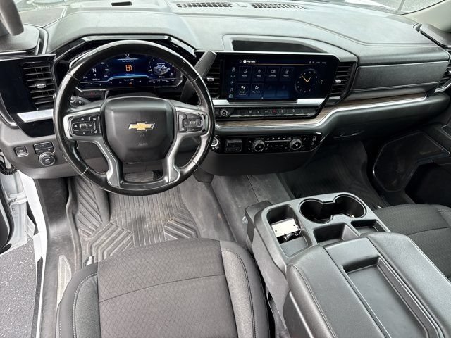 Used 2024 Chevrolet Silverado 2500 LT AWD/4WD image 21