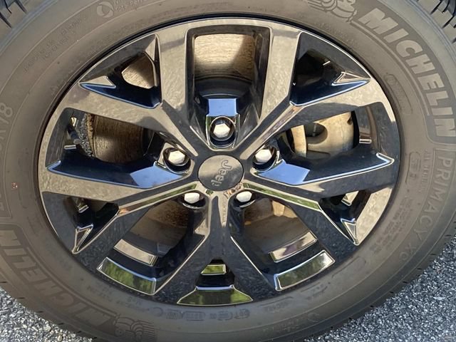 Used 2021 Jeep Grand Cherokee L Limited AWD/4WD image 29