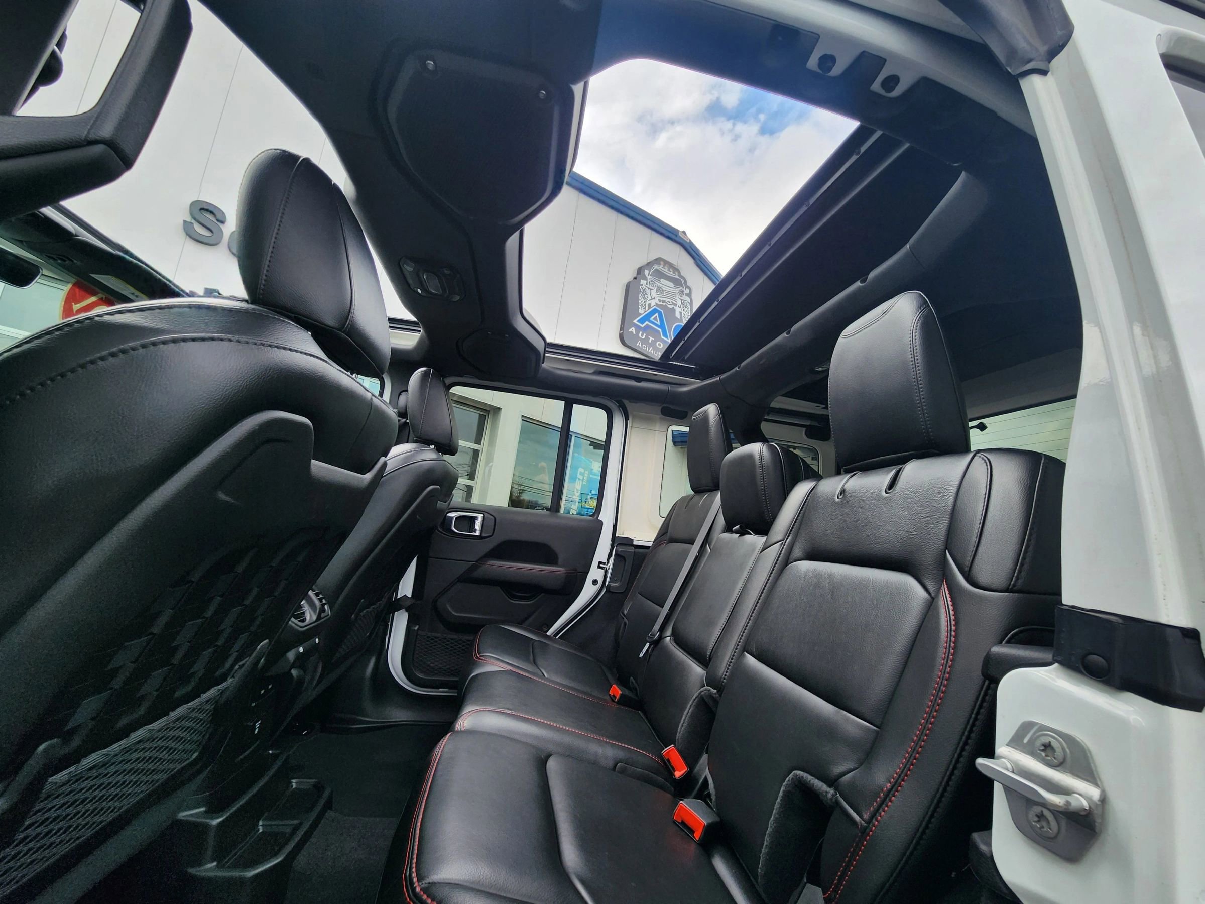 Used 2021 Jeep Wrangler Unlimited Rubicon image 45
