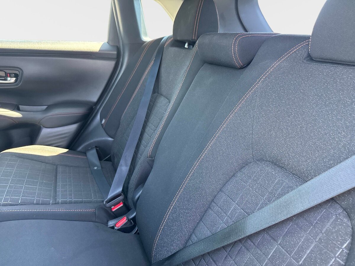 Certified 2025 Honda HR-V Sport image 12
