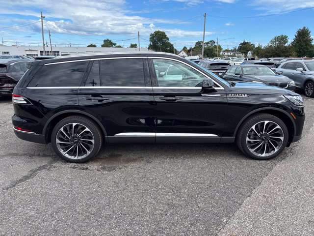 New 2026 Lincoln Aviator Reserve AWD/4WD image 9