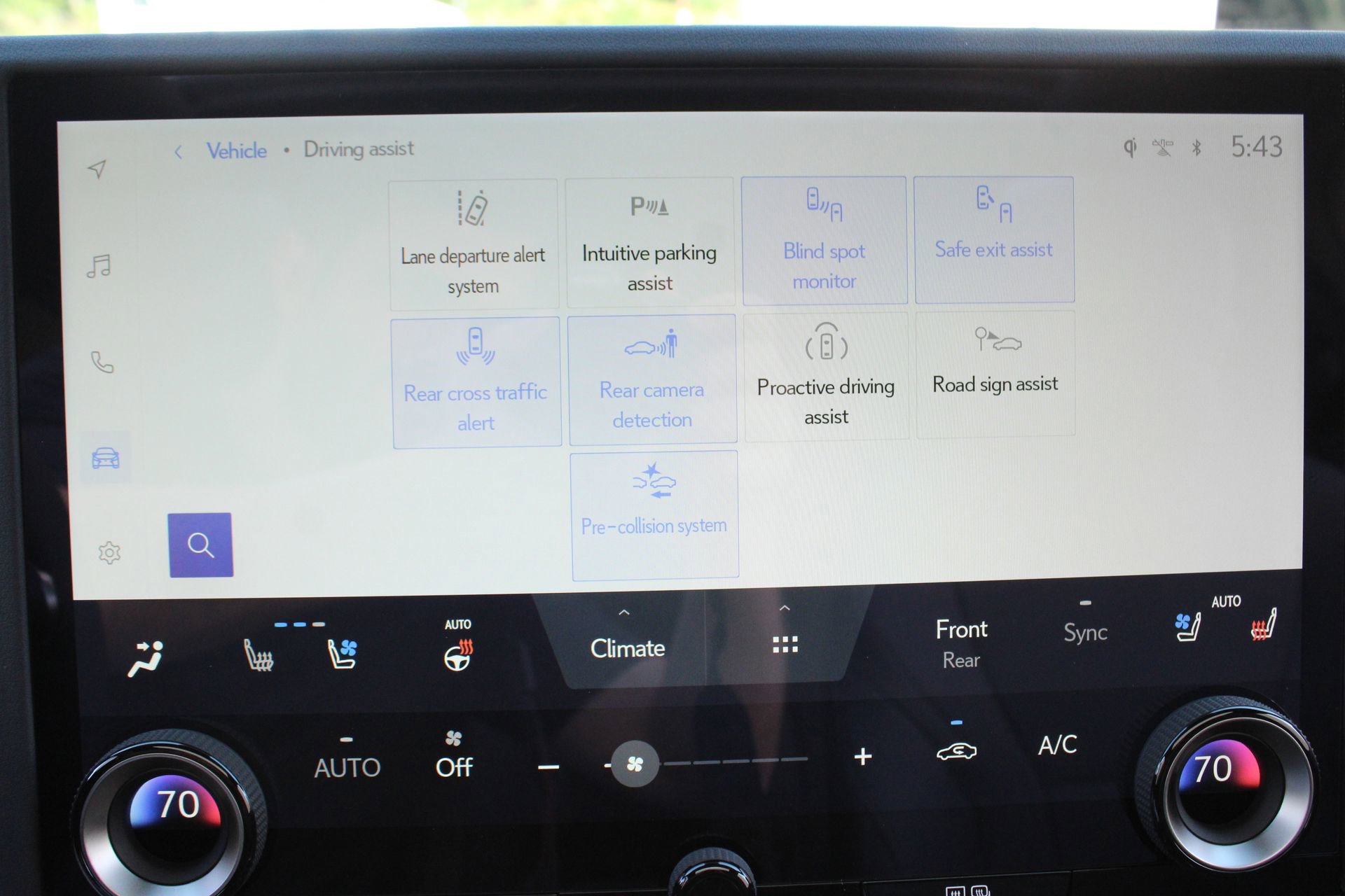 Used 2026 Lexus GX 550 w/ Cold Area Package AWD/4WD image 15