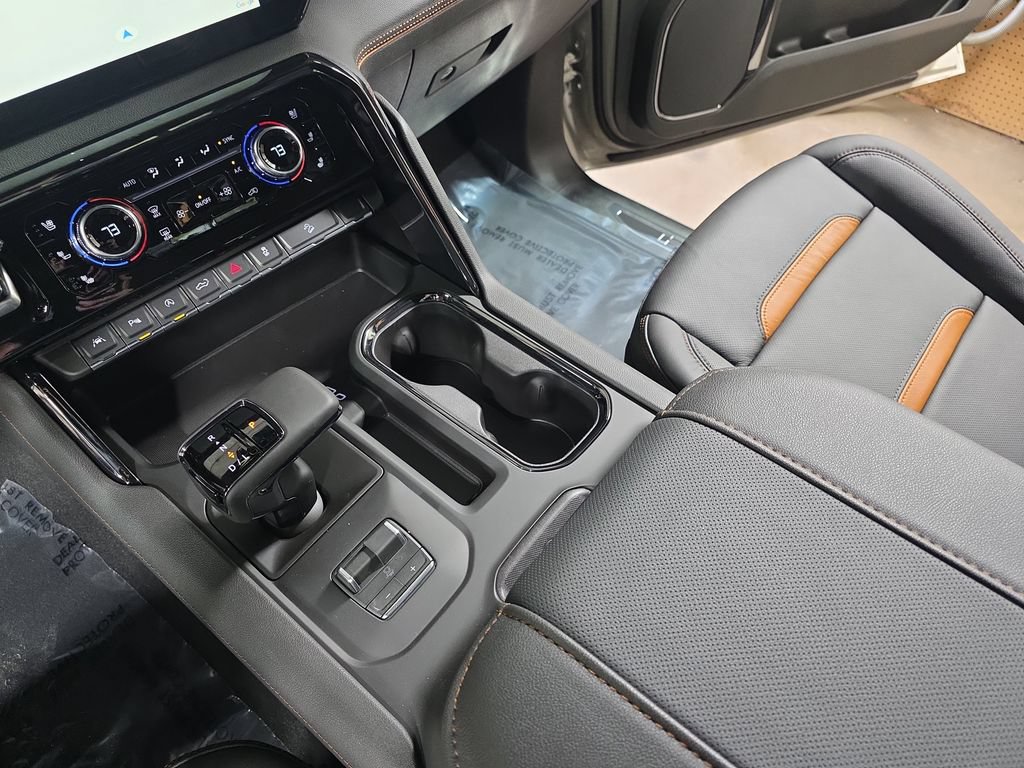 New 2026 GMC Sierra 1500 AT4 w/ AT4 Premium Package AWD/4WD image 26