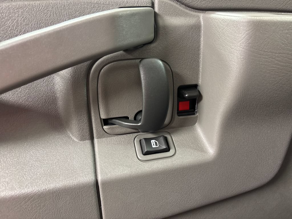 New 2026 GMC Savana 2500 w/ Driver Convenience Package RWD image 24