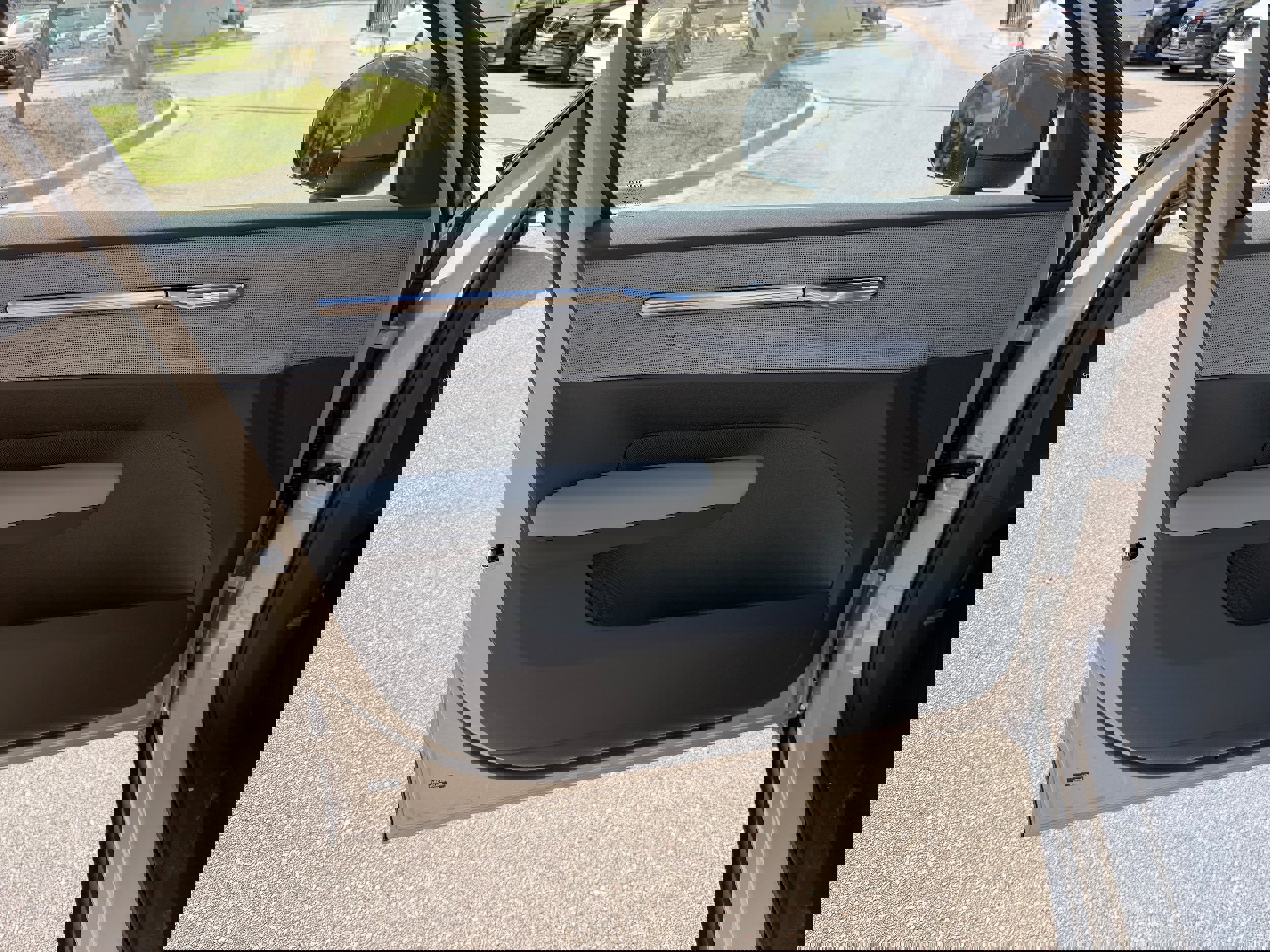 New 2026 Volvo EX30 Cross Country Ultra w/ Protection Package Premier image 18