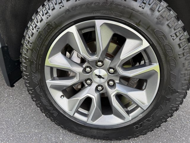 Used 2021 Chevrolet Silverado 1500 RST w/ All Star Edition Plus AWD/4WD image 29