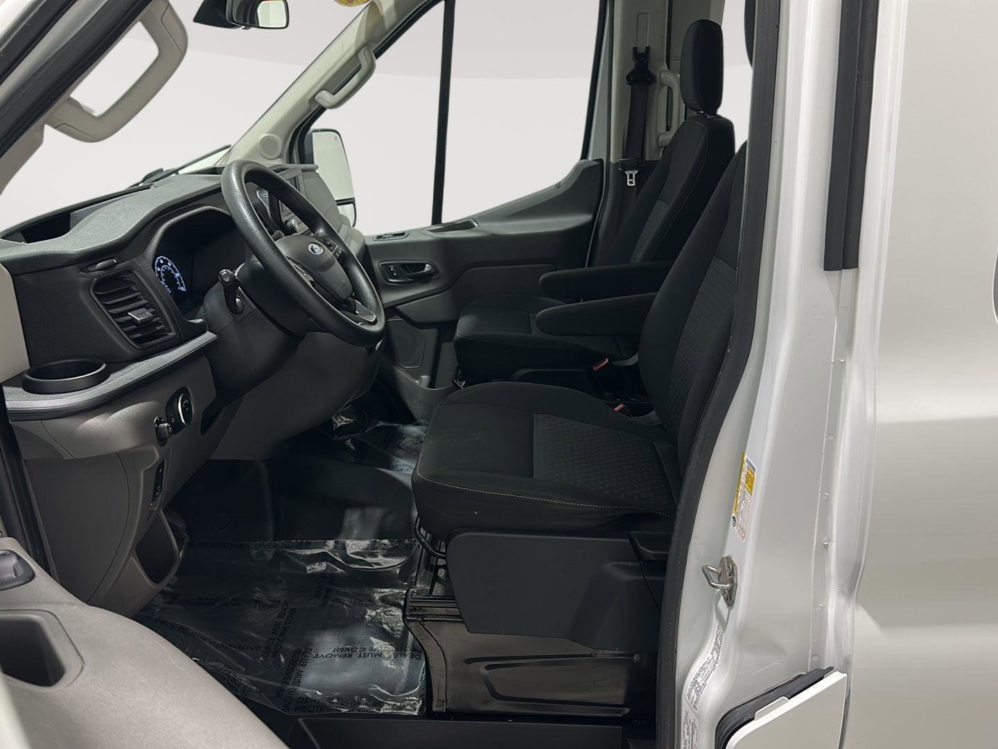 Used 2021 Ford Transit 350 XL image 9